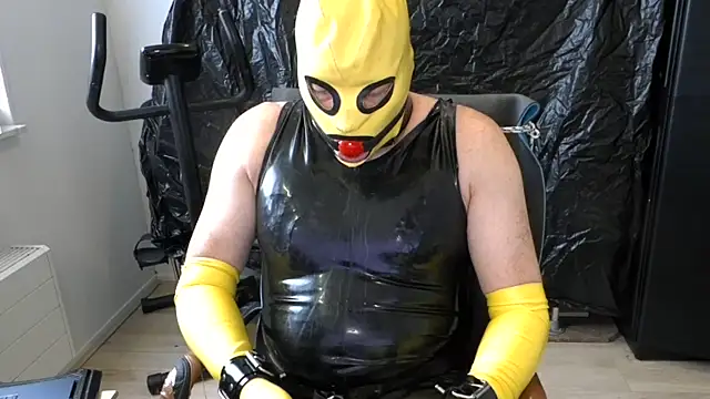 latexslaveboyのウェブカメラショー