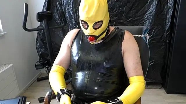 عرض كام latexslaveboy