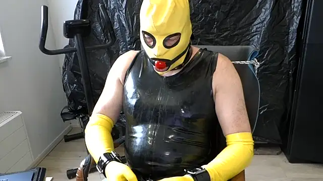 latexslaveboy Webcamshow