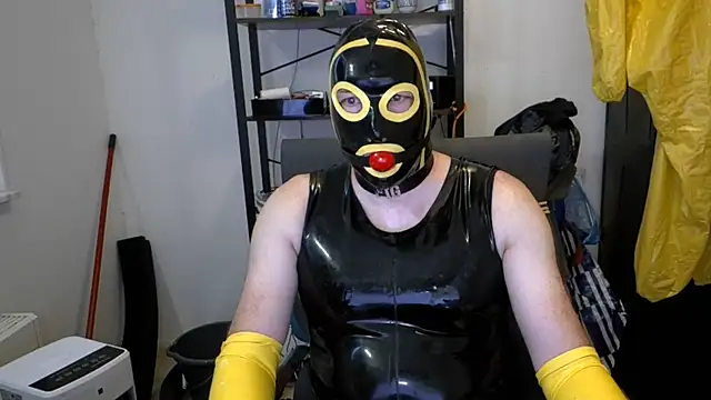 latexslaveboy Webcamshow
