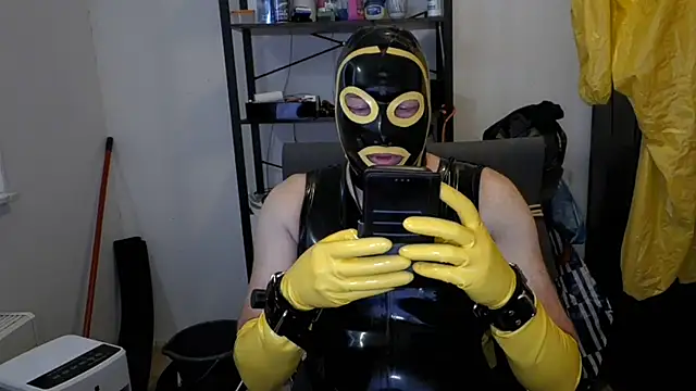 latexslaveboy 网络视讯表演