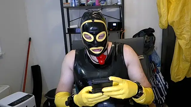 latexslaveboy Webcamshow