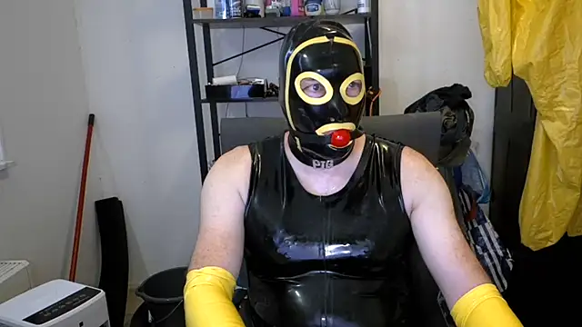 latexslaveboy Webcamshow