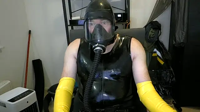 latexslaveboy Webcamshow