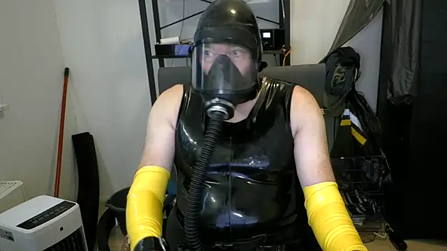 latexslaveboy Webcam Show