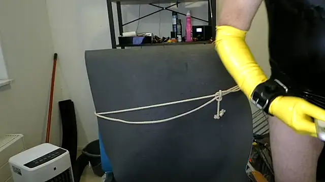 latexslaveboy's Webcam Show
