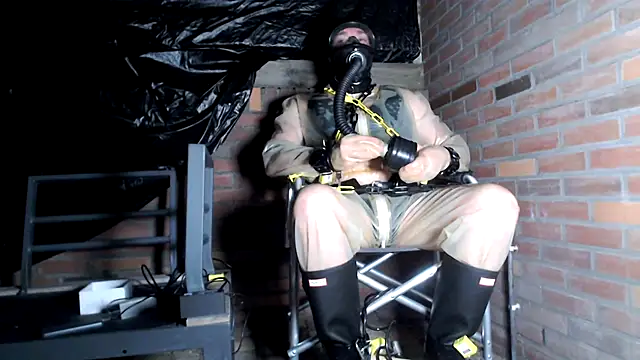 عرض كام latexslaveboy
