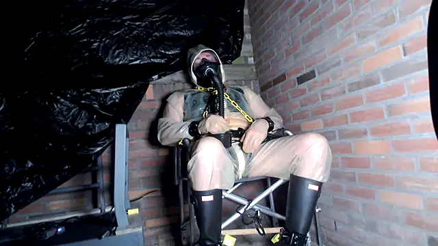 latexslaveboy ওয়েবক্যাম শো