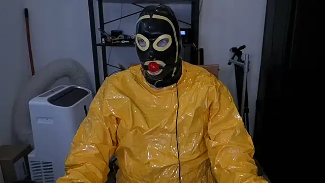Show modela latexslaveboy na web-kameri