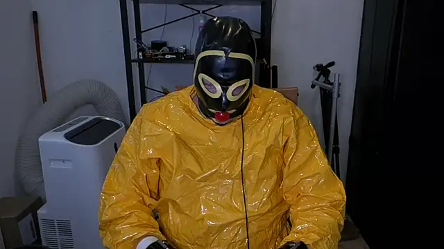 latexslaveboy Webcam Show