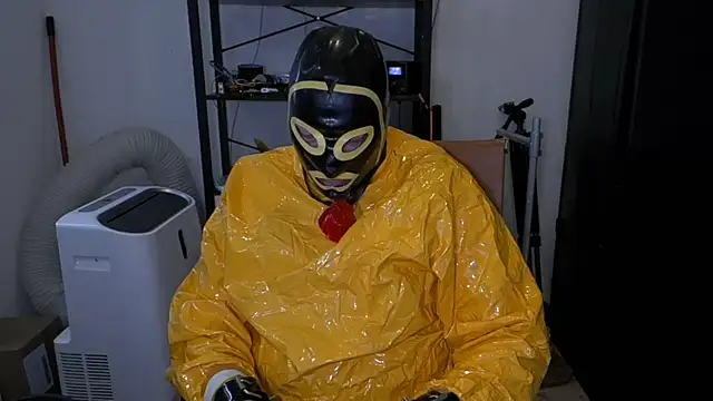 latexslaveboy Webcamshow