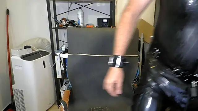 Webkamerová show latexslaveboy