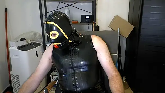 Webkamerová show latexslaveboy