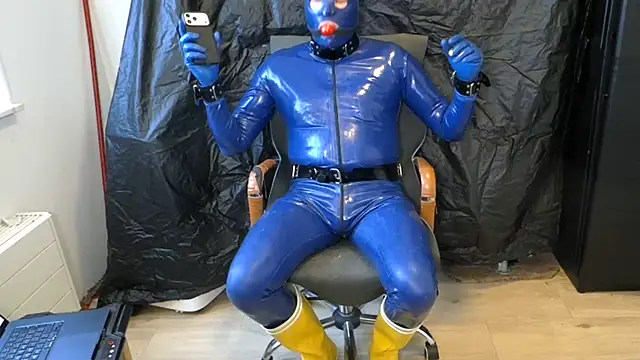 latexslaveboy Шоу с уебкамера