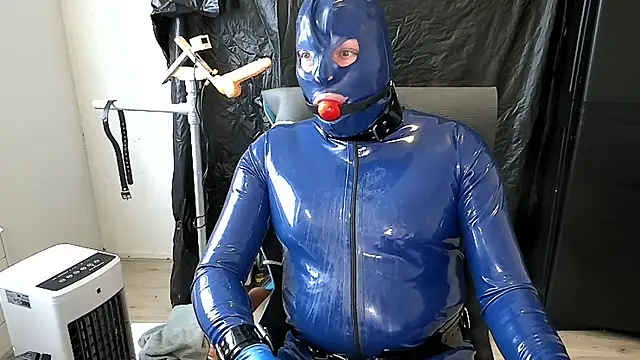 latexslaveboy Webcam show