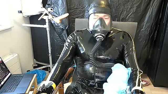 latexslaveboy Webcam-Show