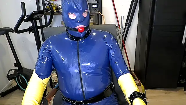 latexslaveboy 웹캠 쇼