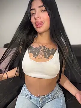 Shalom_pink18's Live XXX Chat