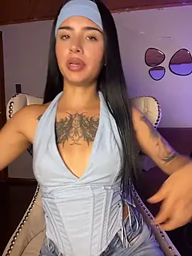 Shalom_pink18's Live XXX Chat
