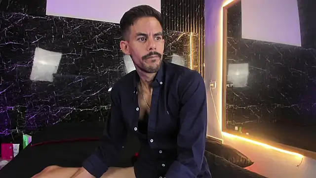 Leo_Vesper Show Webcam