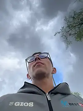 LeonBlazzeのウェブカメラショー