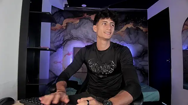 MaxiimoRomano_ Pertunjukan Webcam