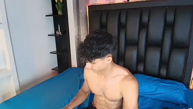 MaxiimoRomano_ 在線直播表演