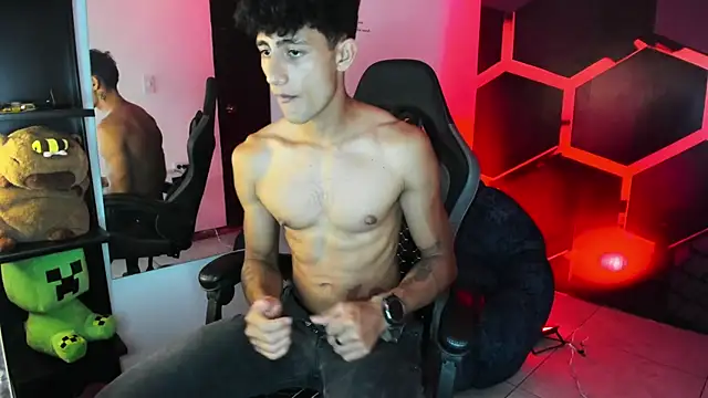 MaxiimoRomano_ Pertunjukan Webcam