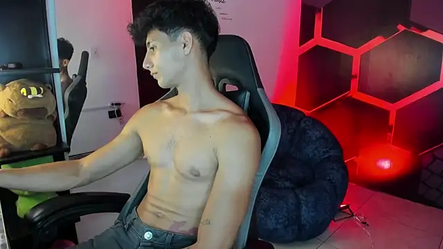MaxiimoRomano_ 在線直播表演
