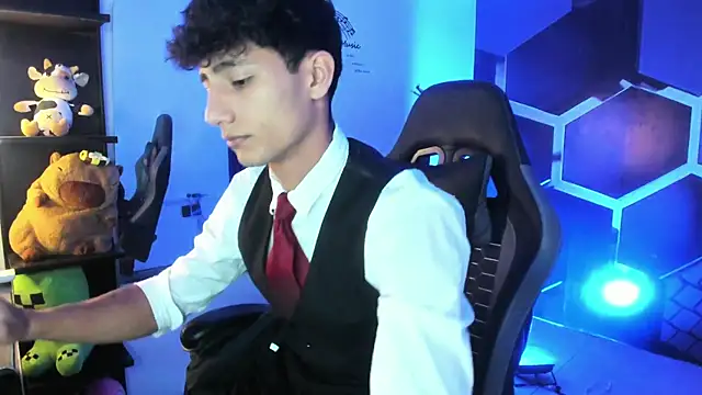 MaxiimoRomano_ Pertunjukan Webcam