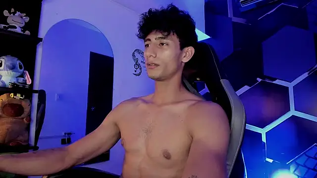 MaxiimoRomano_ Show Webcam