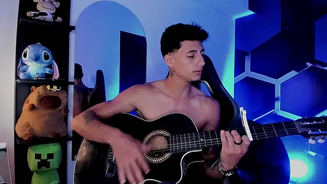 MaxiimoRomano_ Show Webcam