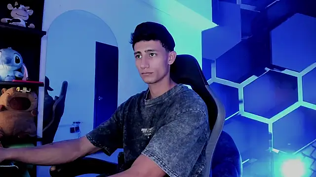 عرض كام MaxiimoRomano_