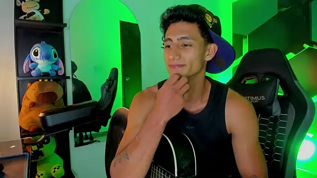 MaxiimoRomano_ 在線直播表演