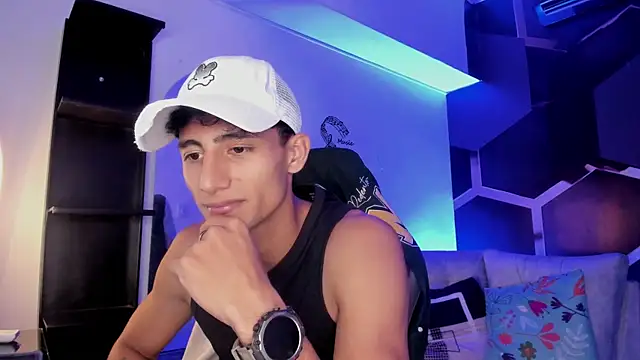 MaxiimoRomano_: вебкам-шоу