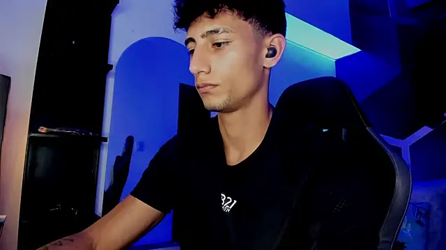 عرض كام MaxiimoRomano_
