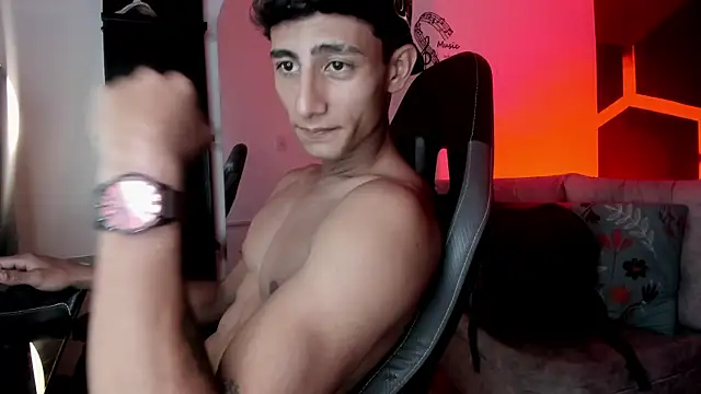 MaxiimoRomano_'s Webcam Show
