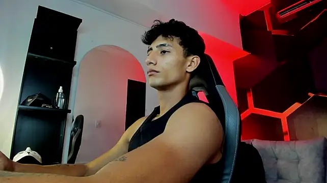 عرض كام MaxiimoRomano_