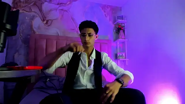MaxiimoRomano_ 在線直播表演