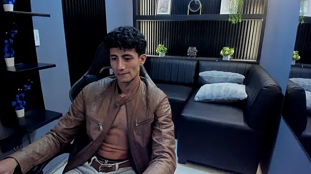 MaxiimoRomano_ webcam show