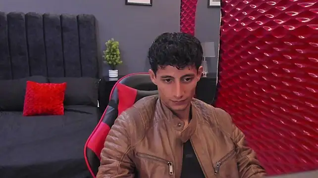 Webkamerová show MaxiimoRomano_
