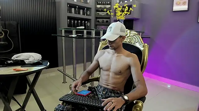 MaxiimoRomano_n Webbikameraesitys