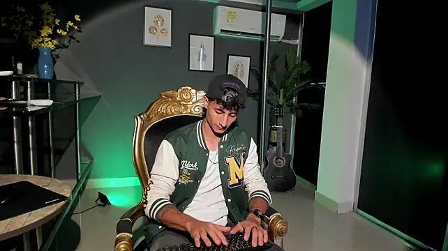 MaxiimoRomano_ – webcam-show