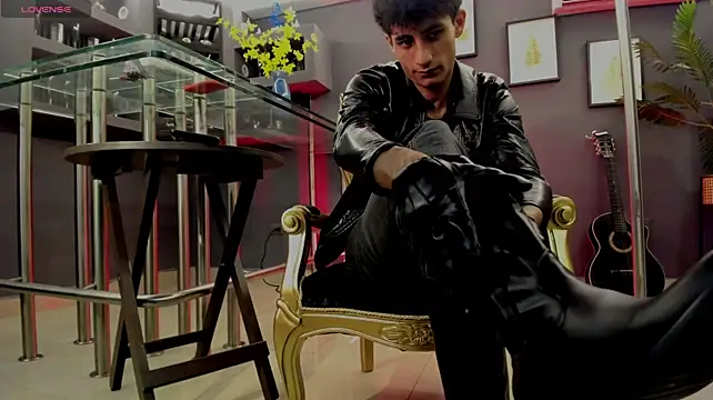 MaxiimoRomano_ 在線直播表演