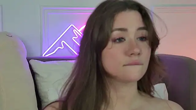 MeganStrane 现场XXX聊天