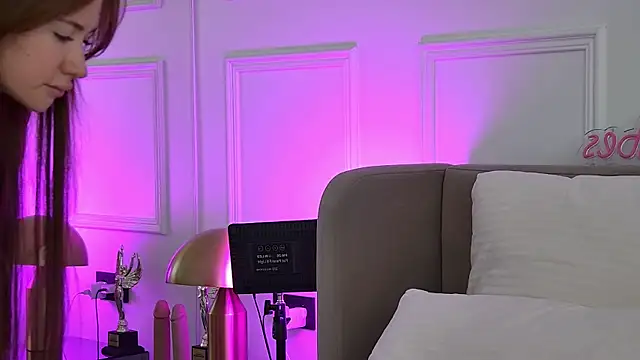MeganStrane 现场XXX聊天