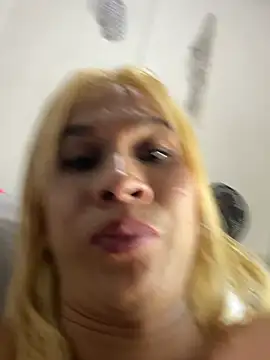 Astrid_Porno 웹캠 쇼