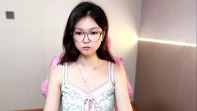 tiantian-vvv 网络视讯表演