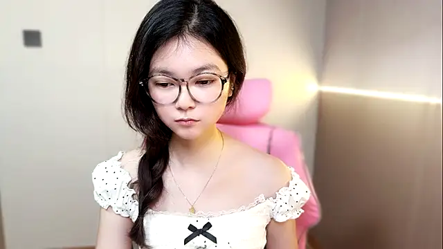 tiantian-vvv 网络视讯表演