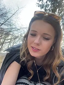 SophiaWestend: вебкам-шоу